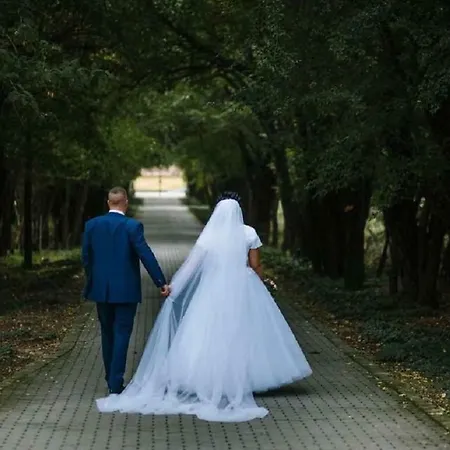 Voeroes Kastely Vendégház
